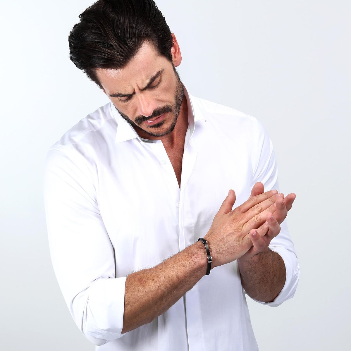 V4H003E525434B481FC39293B05849E36CAR7534862P10