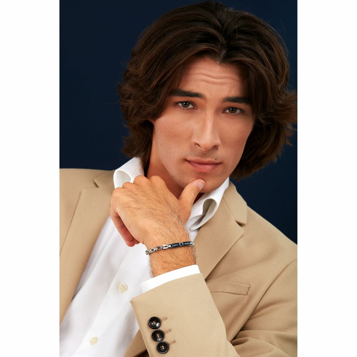 V3HAF4D884B71E7BC6B287B9F9DD2417EEFR6933642P8