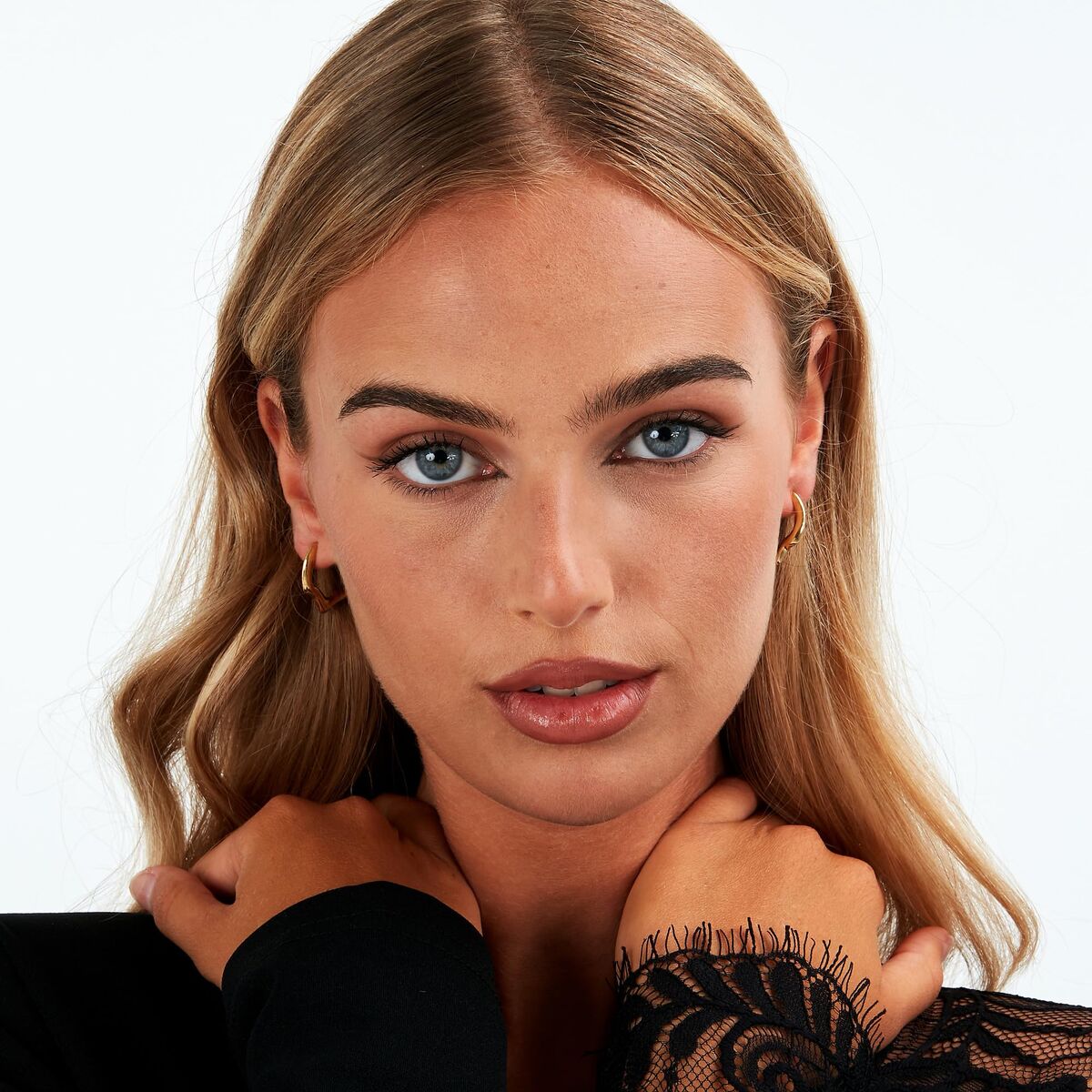 V4H14CE24842D6429ED7987D8D52CDF44ADR7535112P5